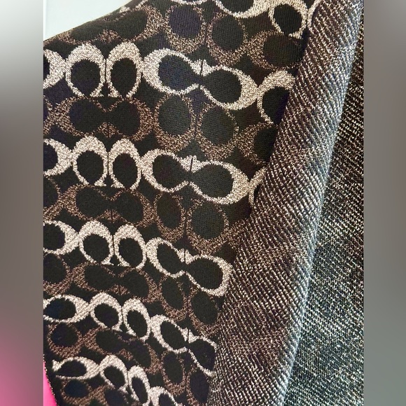 New Coach Metallic Scarf - Picture 6 of 6